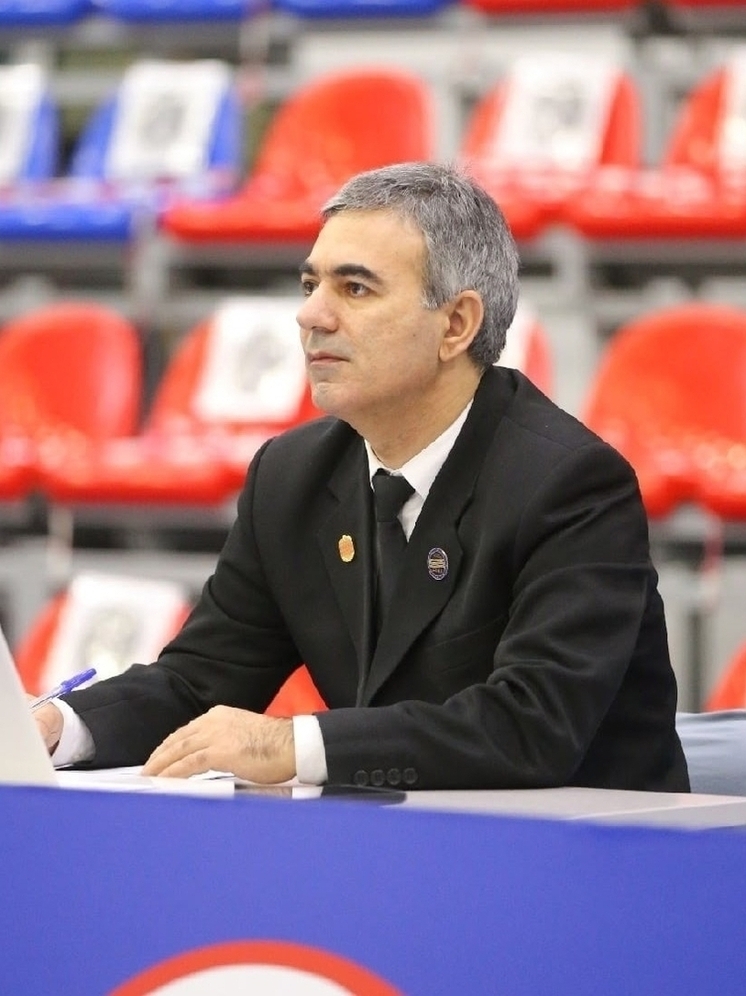 Федерация ушу России наградила Заслуженного тренера Республики Карелии Натига Велиева Почетным знаком «За заслуги в развитии ушу в России» II степени