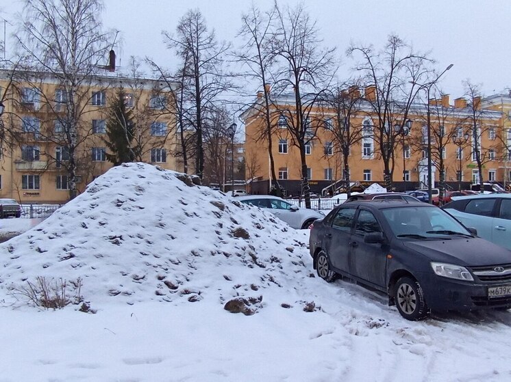 В Петрозаводске возможен потоп из-за снежных завалов