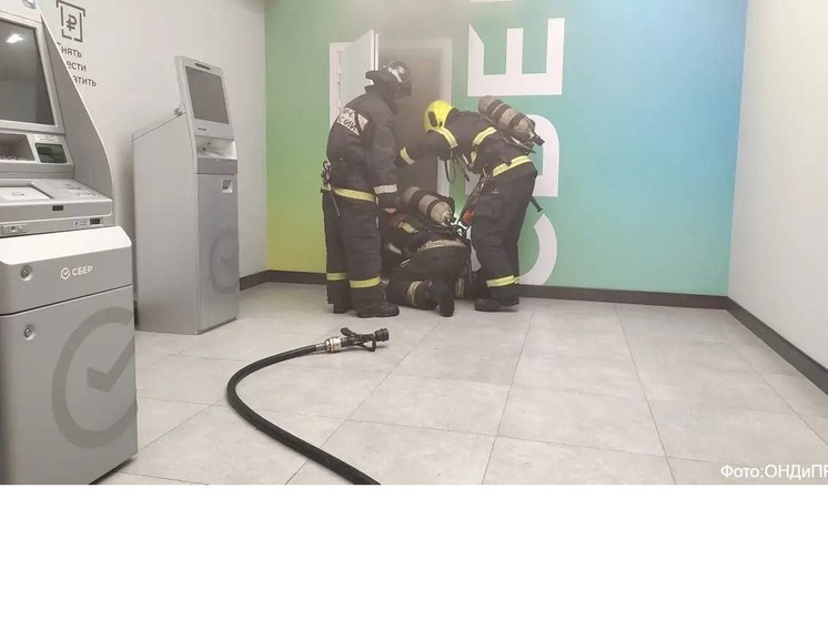 Отделение банка загорелось в Костомукше