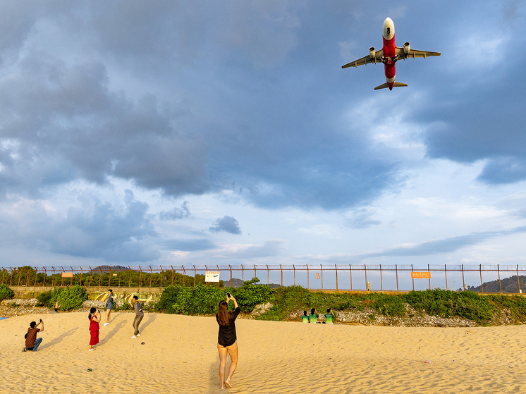 Индийский «Боинг» парализовал международный аэропорт Таиланда: застряли 18 тысяч пассажиров