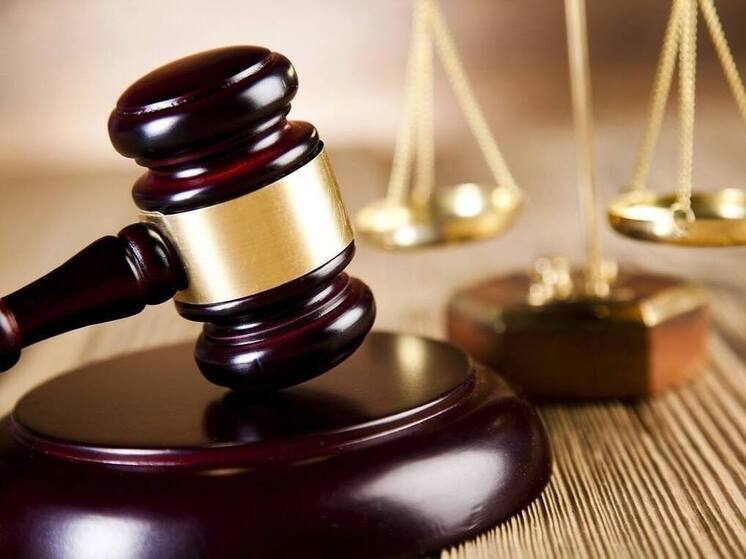 Житель Подмосковья случайно убил свою мать, когда пилил дерево