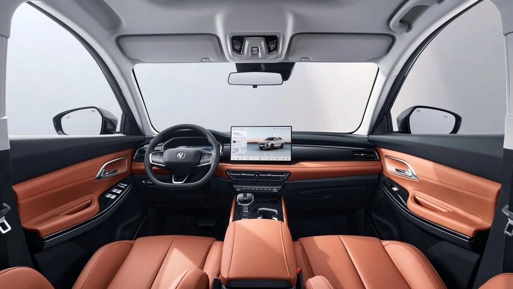 7-местный кроссовер Changan CS75 Pro анонсировали для России. Характеристики и оснащение