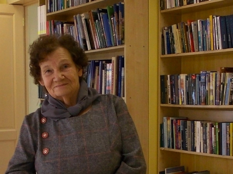 Заслуженный работник здравоохранения Карелии стала победителем Международного конкурса переводов «Читающий Петербург» в номинации «Языки народов России. Карельский язык».