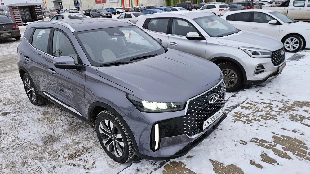  &laquo;А вам не всё равно &ndash; Chery или Tenet?&raquo; Как мы искали у дилеров последние Tiggo 4