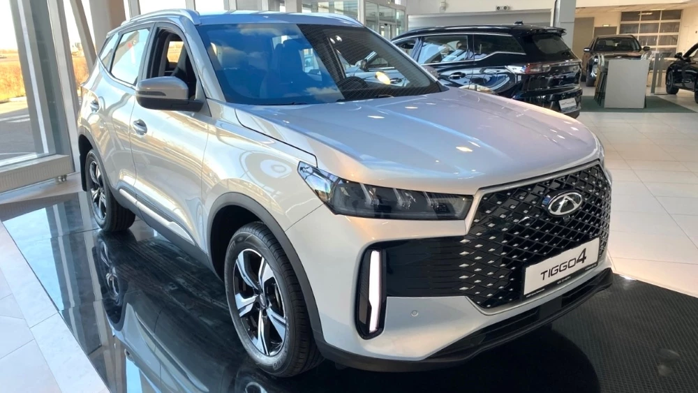  &laquo;А вам не всё равно &ndash; Chery или Tenet?&raquo; Как мы искали у дилеров последние Tiggo 4