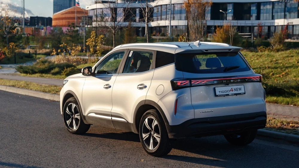  &laquo;А вам не всё равно &ndash; Chery или Tenet?&raquo; Как мы искали у дилеров последние Tiggo 4