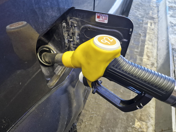 Виноваты ли в подорожании российского бензина иранские события: эксперт дал ответ