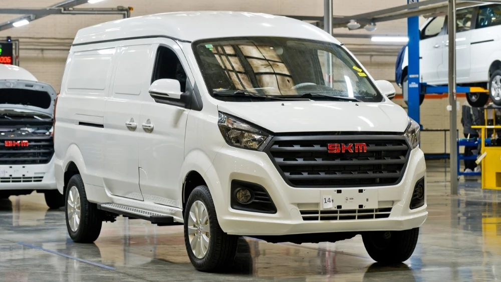  АвтоВАЗ начал сборку коммерческих автомобилей SKM. Разбираемся в их родословной