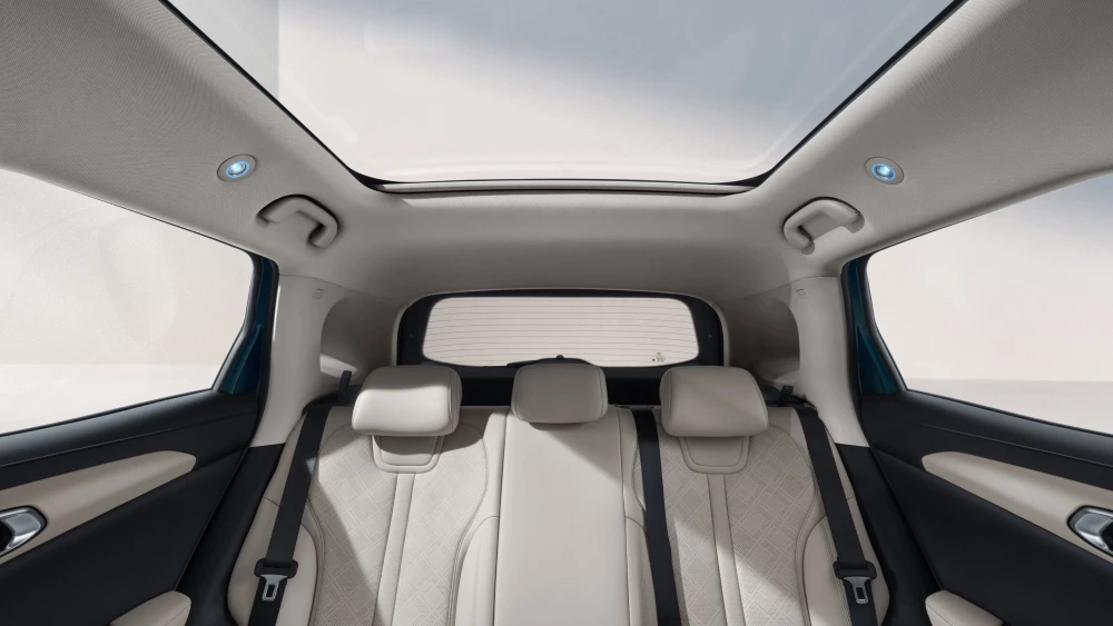 Цена гибридного BYD Yuan Up DM-i стала известна в Узбекистане. Характеристики и оснащение