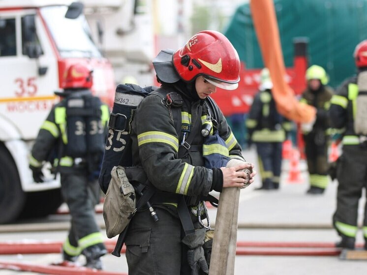 Мужчина и две женщины погибли при пожаре в центре Москвы