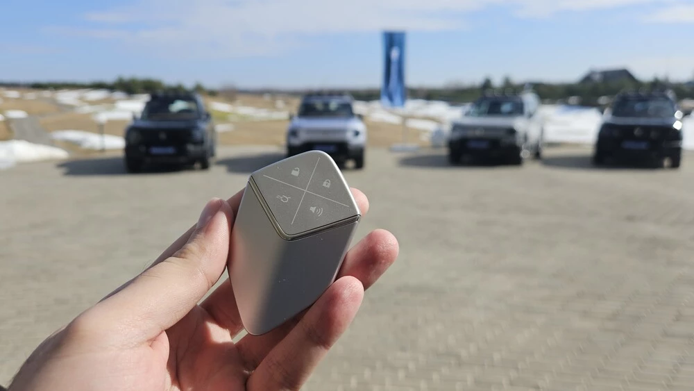  Что дает гибрид повышенной проходимости по цене Monjaro? Тест-драйв Deepal G318