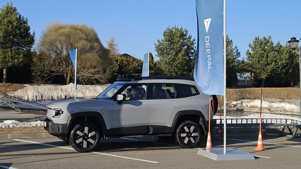  Что дает гибрид повышенной проходимости по цене Monjaro? Тест-драйв Deepal G318