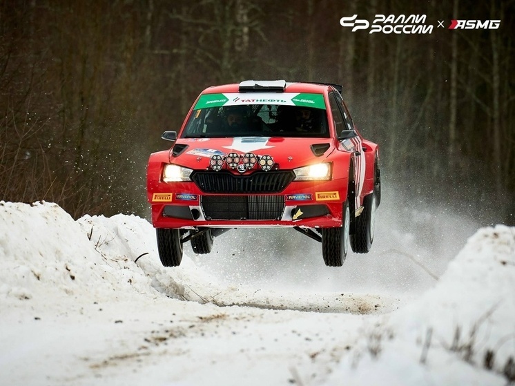 Молодой петербуржец и опытный москвич соревновались за победу на ралли в Карелии
