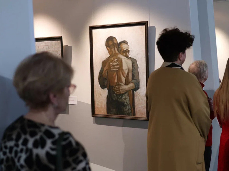 В Петрозаводске представили выставку «Война и мир глазами женщины»