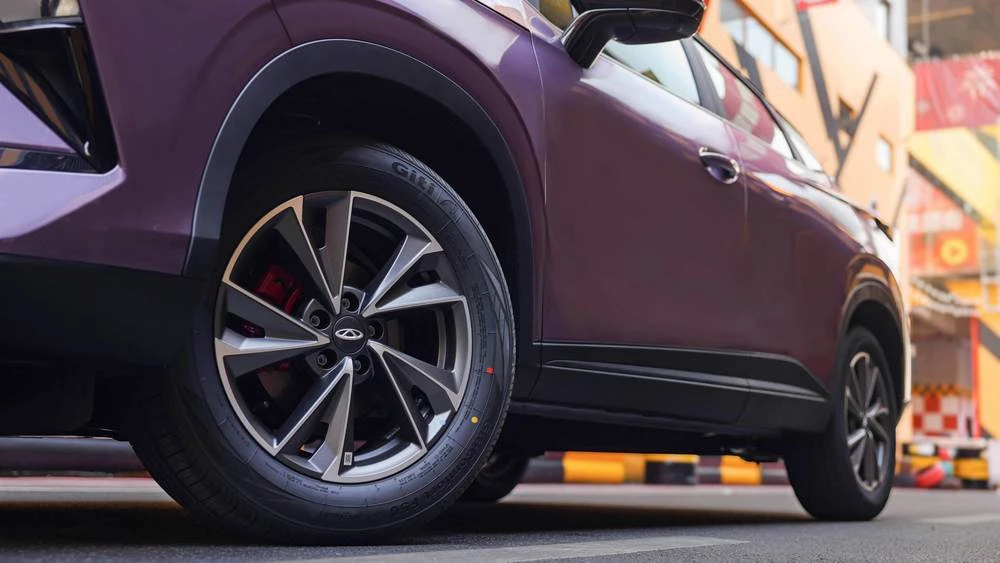  Кроссовер Chery Tiggo 5 Sport Edition показали на официальных фото. Что это за модель