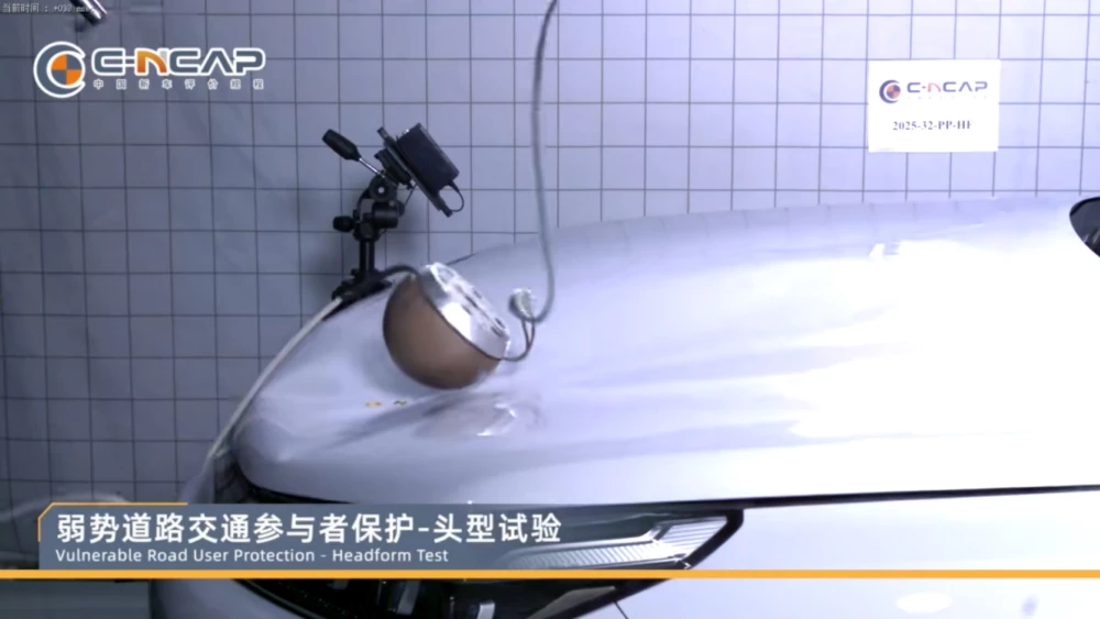 Кроссоверы Aito и Geely стали самыми безопасными автомобилями Китая. В чем их секрет успеха