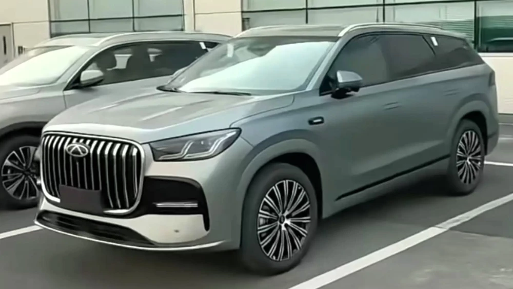  Обновленный Chery Tiggo 9 с салоном в стиле Li Auto заметили в Китае. Первое фото интерьера