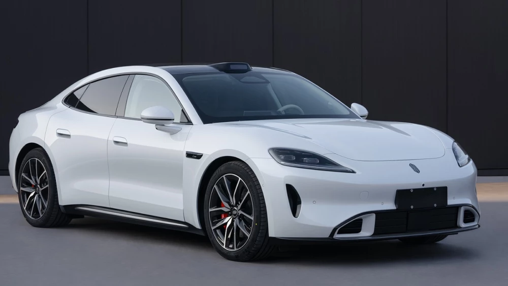  Партнер автозавода &laquo;Москвич&raquo; показал конкурента Porsche Taycan. Это электромобиль с 590 л.с.