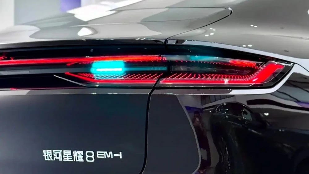  Предпродажи обновленного Geely Galaxy Starshine 8 стартовали в Китае. Изменения и цены