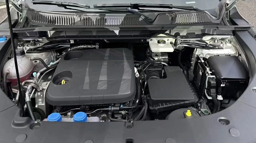 Расход топлива менее 5 литров. Changan CS75 Plus получил классический гибрид HEV