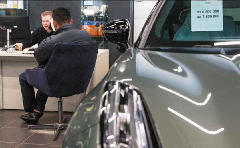 $45 тысяч - средняя цена автомобиля в России