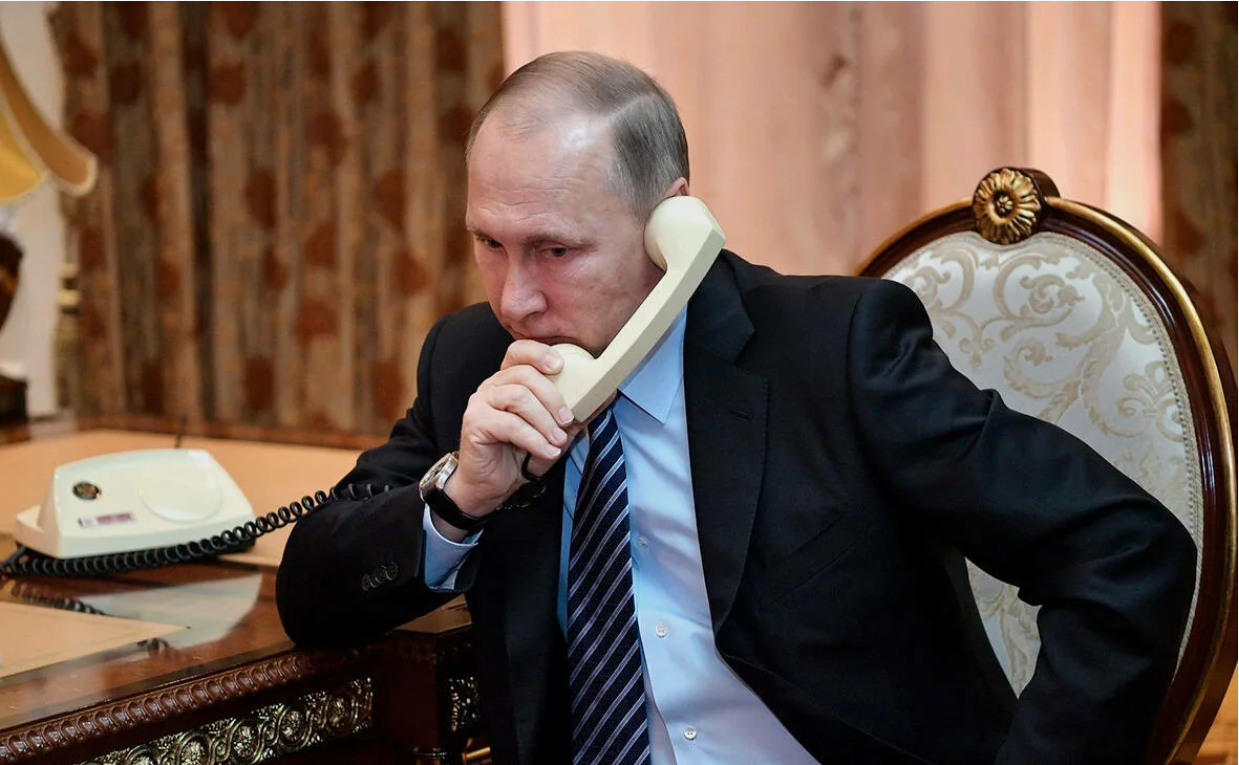 Из-за сбоев мобильной связи в города могут вернуться таксофоны