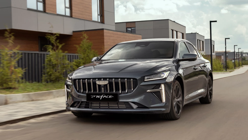  Седан Geely Preface дефорсировали для рынка России. Комплектации и цены