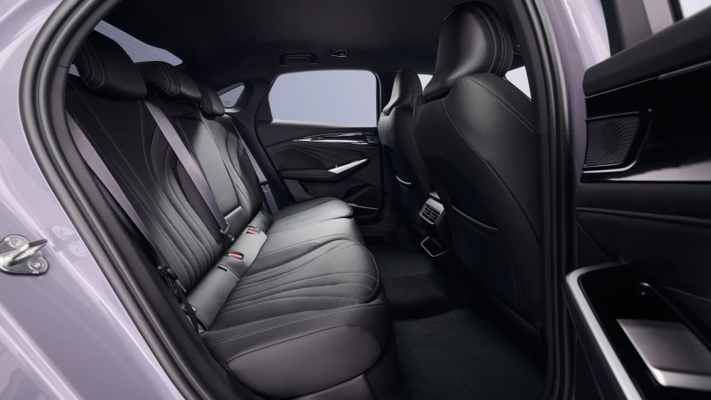  Седан Geely Preface дефорсировали для рынка России. Комплектации и цены