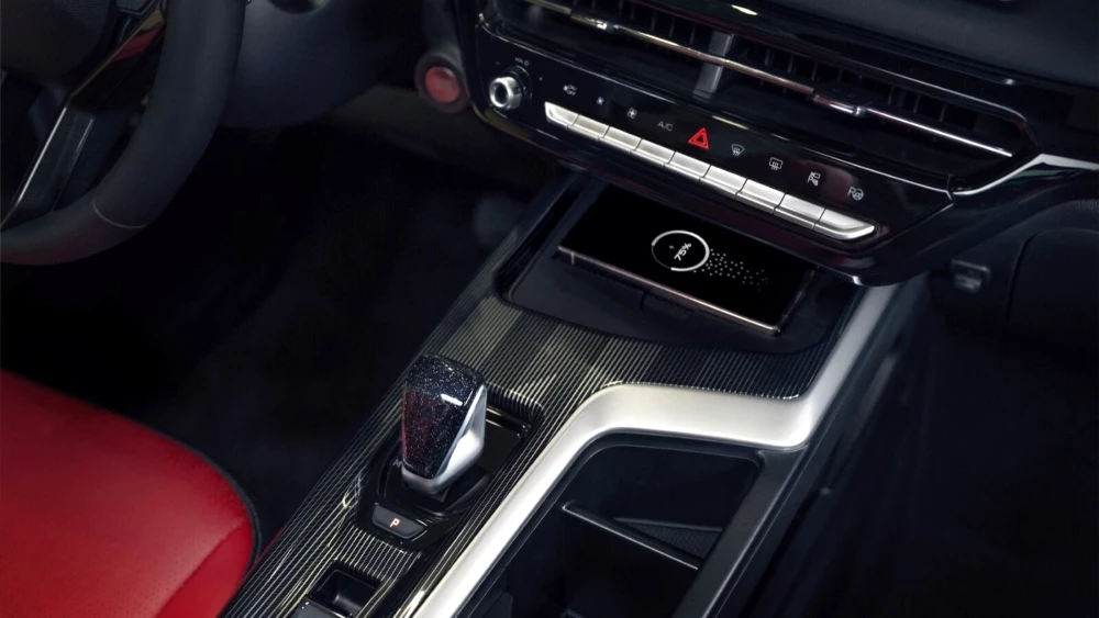  Стал лучше и почти не подорожал. В России стартовали продажи обновленного Haval Jolion