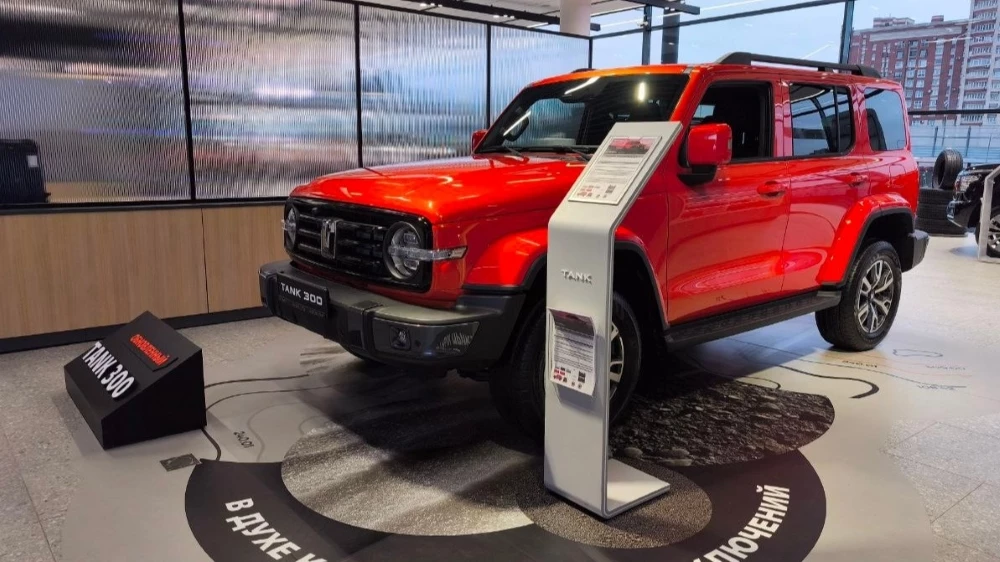  У Tank 300 в России обновили двигатель. Что изменилось и сколько стоит внедорожник