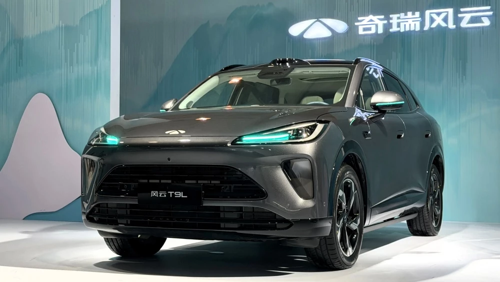  В Китае начались предпродажи нового кроссовера Chery Fulwin T9L. Изучаем характеристики и цены