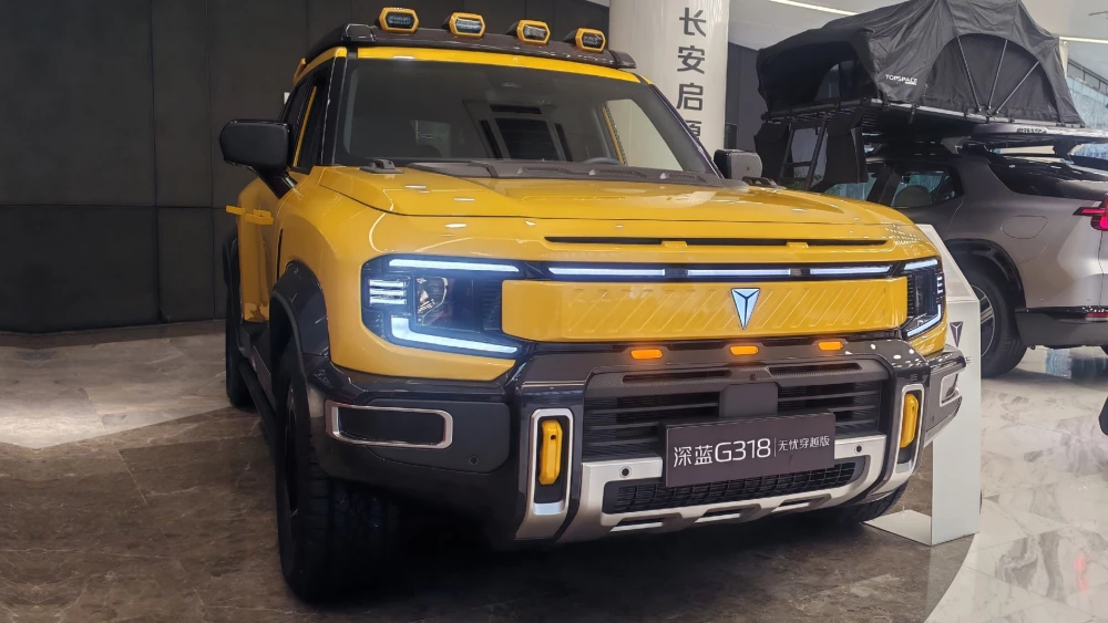 В Китае уронили цену на полноприводный Deepal G318. Почему кроссовер подешевел