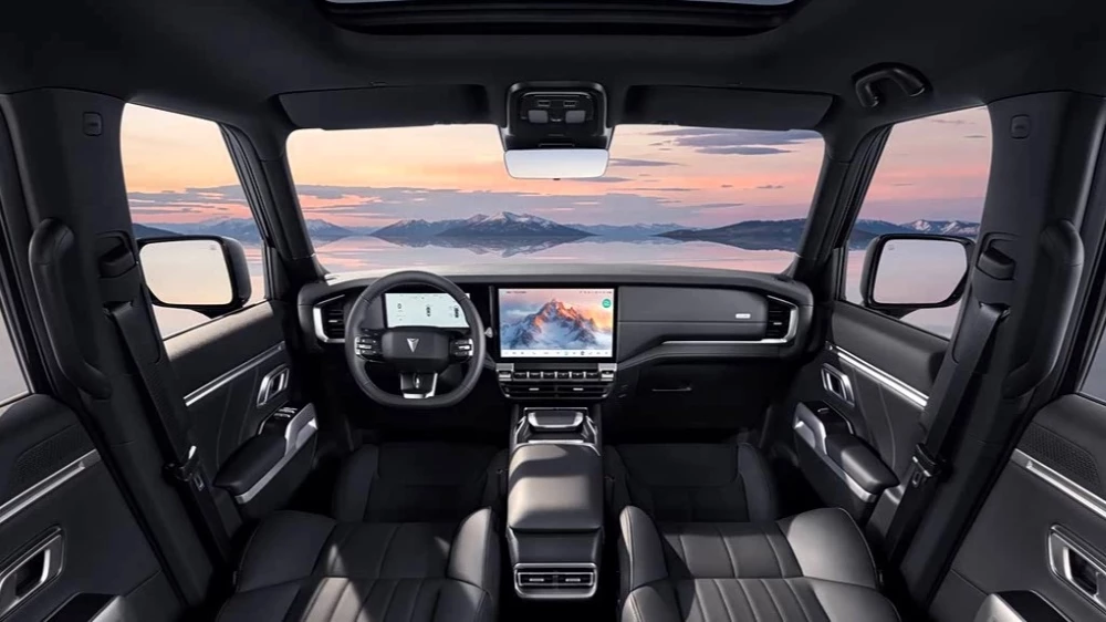 В Китае уронили цену на полноприводный Deepal G318. Почему кроссовер подешевел