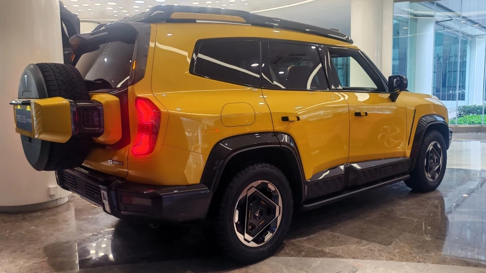 В Китае уронили цену на полноприводный Deepal G318. Почему кроссовер подешевел