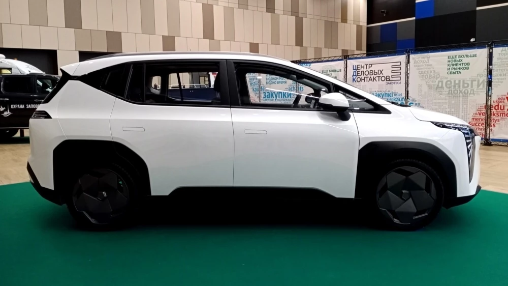 В Петербурге показали Umo 5 и две «Совы». Первые впечатления от машин ближайшего будущего