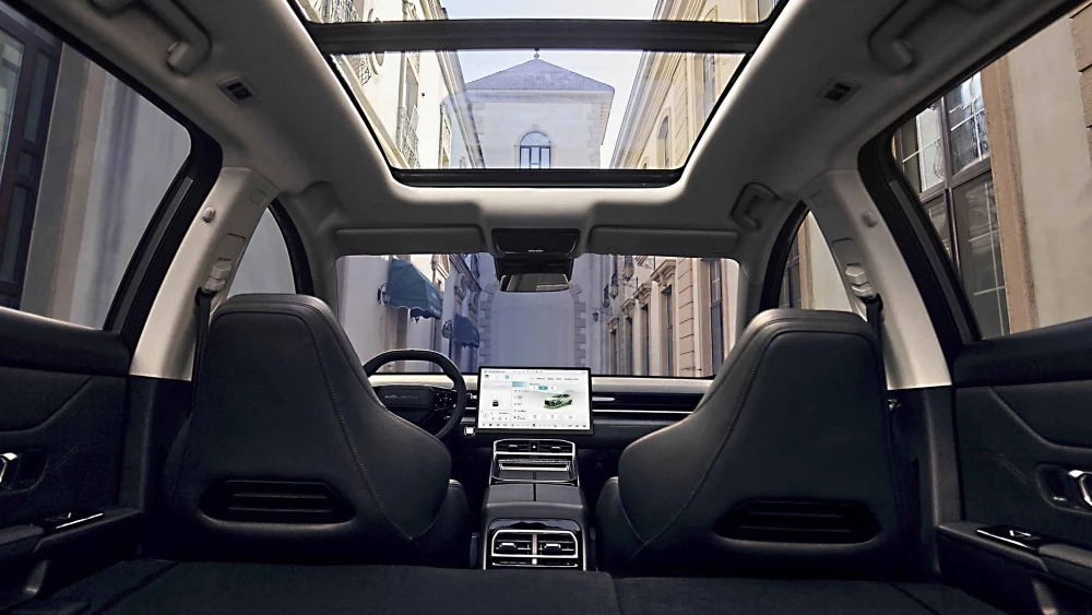  В России начнутся продажи кроссовера Soueast S06. Это обновленный Jetour Dashing