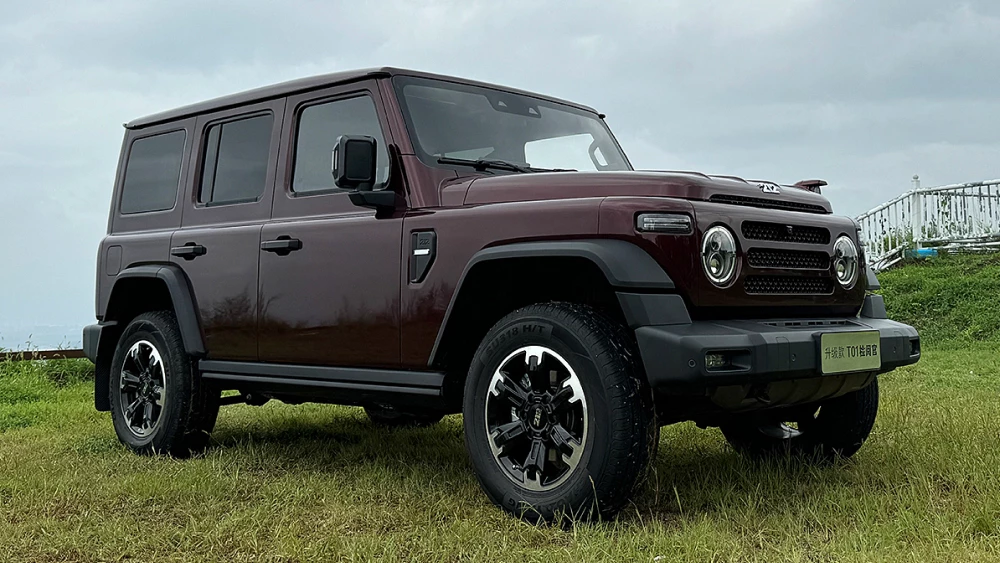  Внедорожник BAW 212 получил оцинкованный кузов. Что это значит для России