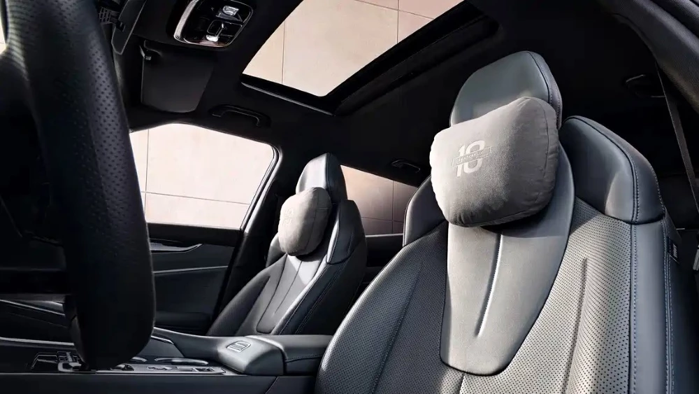  10 лет на рынке. Geely анонсировала юбилейный кроссовер Cityray 10th Anniversary в Китае