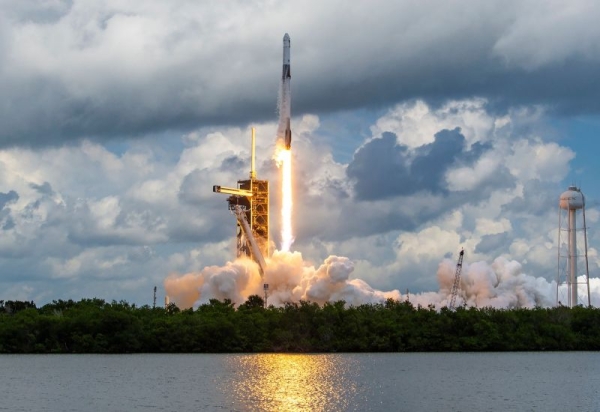 SpaceX завершила прошлый год с убытками в $5 млрд, хотя выручка составила $18,5 млрд 