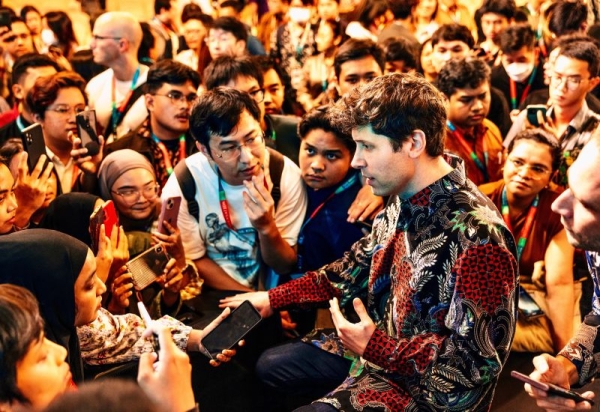 В США арестован подозреваемый в попытке поджога дома главы OpenAI Сэма Альтмана В США арестован подозреваемый в попытке поджога дома главы OpenAI Сэма Альтмана