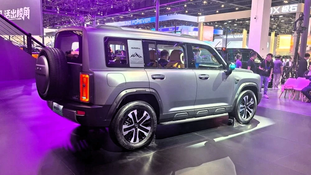  7-местный Haval V7 Plus представили в Пекине. Характеристики и цены кроссовера
