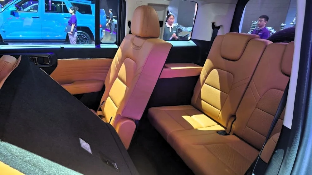  7-местный Haval V7 Plus представили в Пекине. Характеристики и цены кроссовера