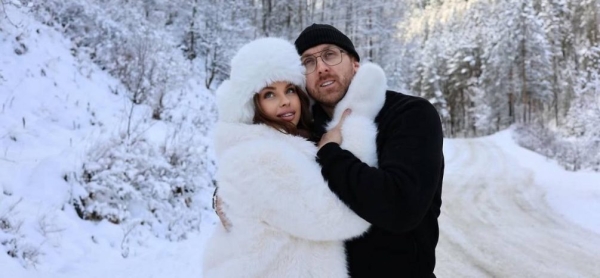 «Хочет заниматься курами и помидорами»: Данила Якушев женится на девушке на 20 лет моложе «Хочет заниматься курами и помидорами»: Данила Якушев женится на девушке на 20 лет моложе