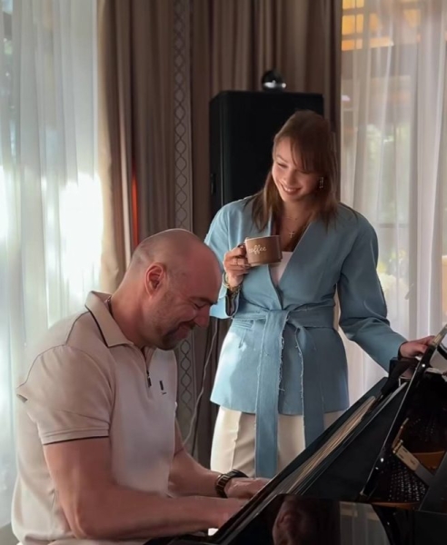 &laquo;Для собственных детей стал бедным и голодающим&raquo;: Елена Товстик обвинила Диброву в обнищании бывшего супруга