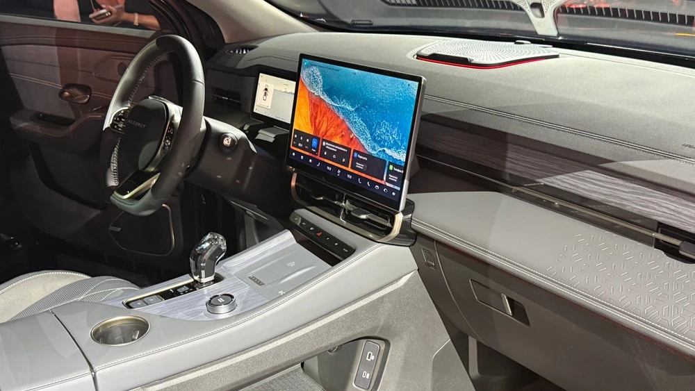  Бренд Soueast вышел на рынок Казахстана. Три кроссовера и локальное производство