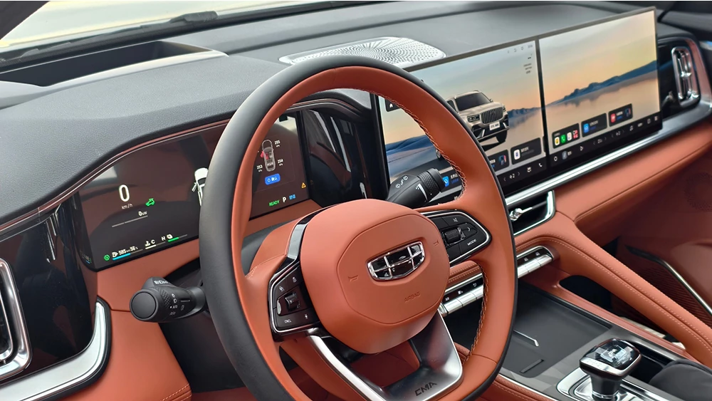  Цены гибридных Geely Monjaro и Preface назвали в Китае. Их уже можно купить