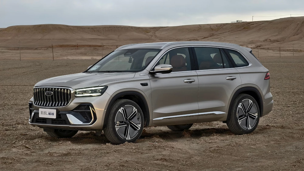  Цены гибридных Geely Monjaro и Preface назвали в Китае. Их уже можно купить