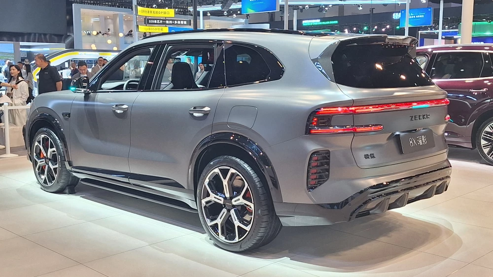  Что компания Geely привезла на автосалон в Пекине. Новинки, концепты и технологии