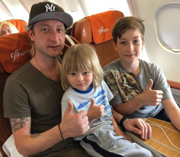 Сын Плющенко от первого брака раскрыл правду об отношениях с отцом:&nbsp;&nbsp;&laquo;Я устал от лжи и грязи&raquo;