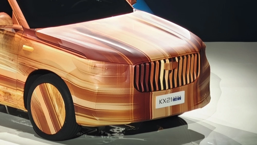 Geely анонсировала новый флагманский кроссовер. Он на 43,5 см длиннее Monjaro